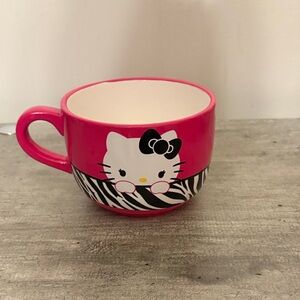 Big Hello Kitty Pink Mug with Zebra Print(never used).